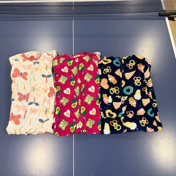 Size 8 Carters/Cat & Jack Fleece Footed Pajamas Set - Picture 2 of 14